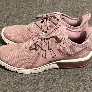 Women’s Nike Air Max Sneakers size 10
